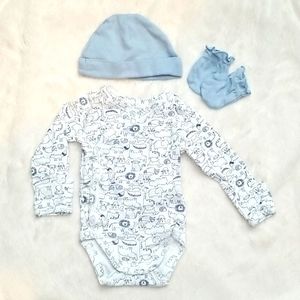 Baby onesie with hat and mittens